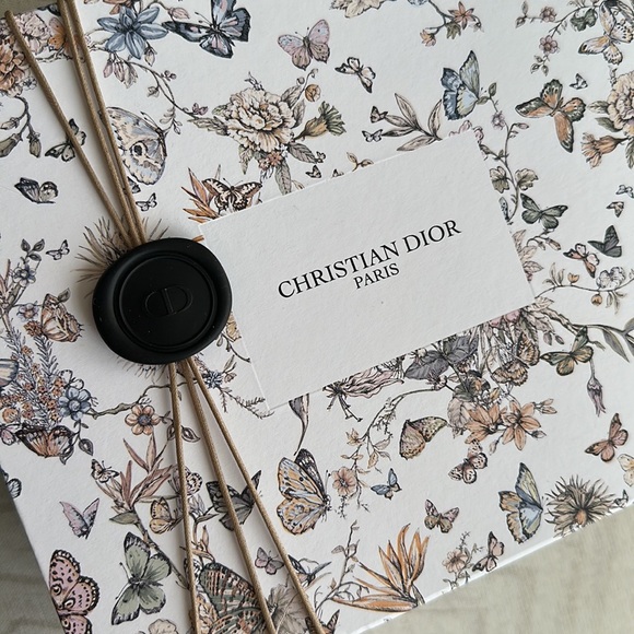 DIOR Collection PRIVEE small butterfly BOX only - Picture 2 of 14